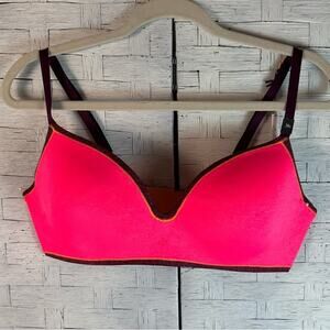 Victoria’s Secret no-wire/sans armature bra push-up colorful pink burgundy